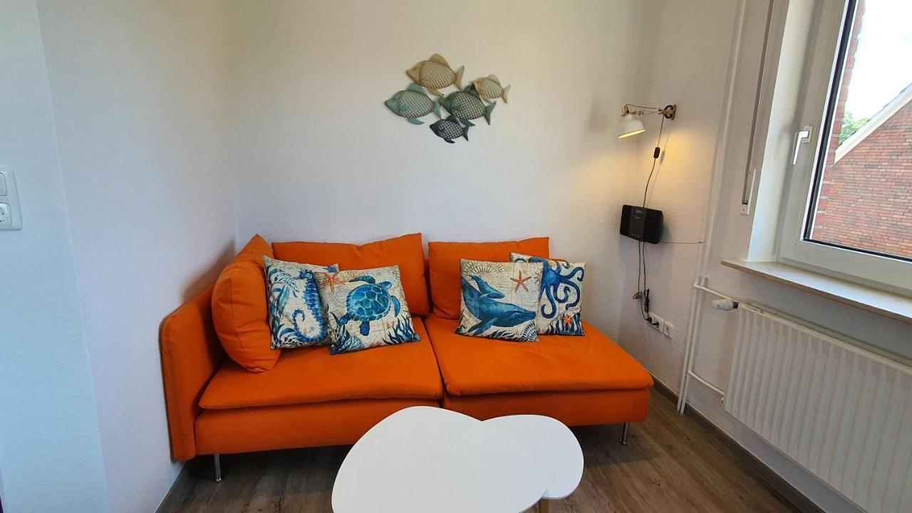 Friesenmeer Ferienwohnung Vier Бензерзил Екстериор снимка